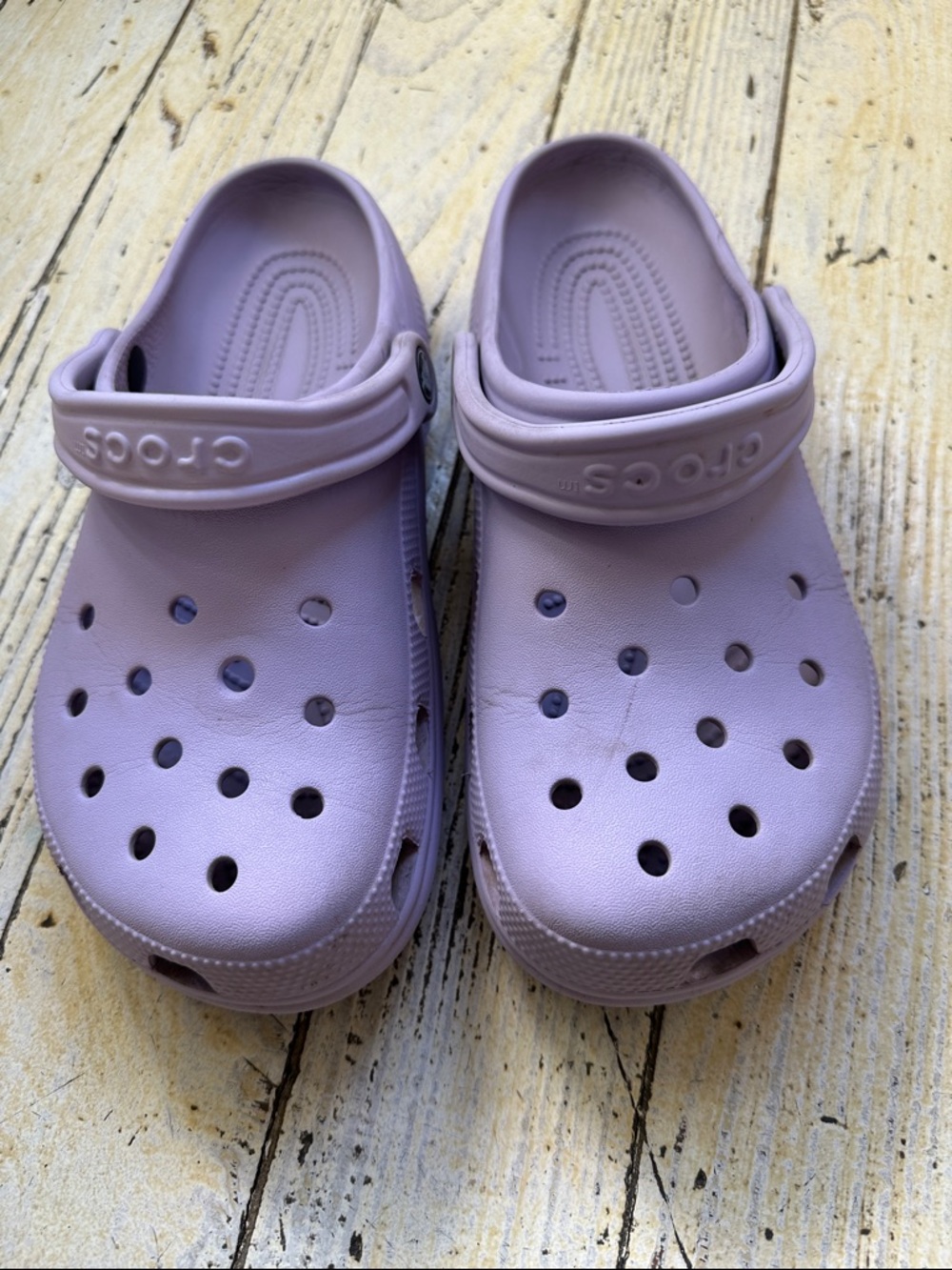 CROCS Men’s Size 7, Women’s 9Classic Clog in Lilac